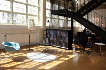 pebble shaped Fraster Felt Rug in studio